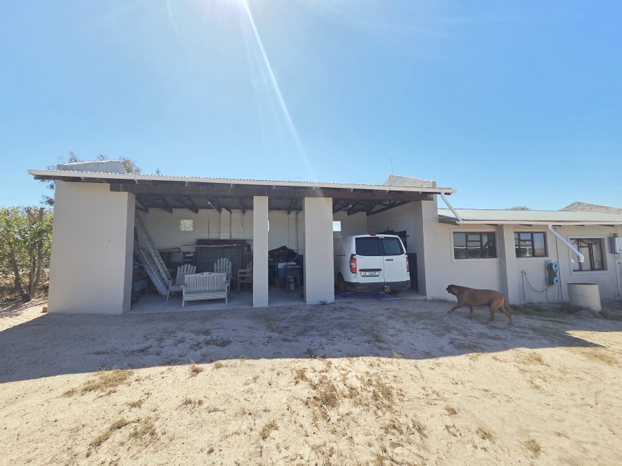 4 Bedroom Property for Sale in Trekoskraal Western Cape